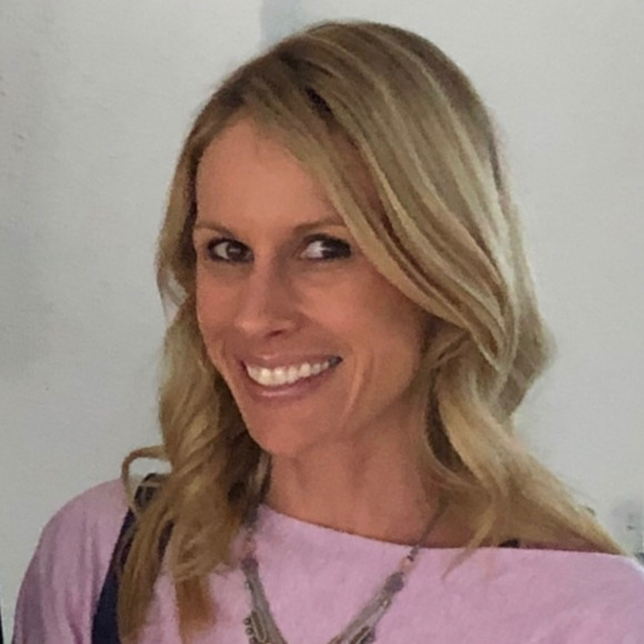 Profile Picture of Adrienne Shimkos (@3inthe303) on Poshmark