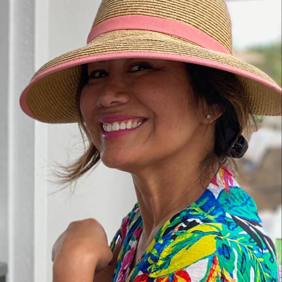 Christina Nishimura - Poshmark Profile Picture of Christina Nishimura (@cmnish) on Poshmark