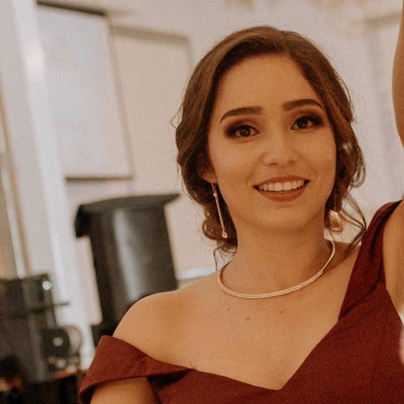 Profile Picture of Cynthia Minjares (@cjminjares2) on Poshmark