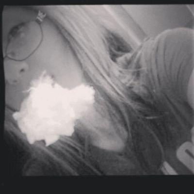 Profile Picture of Julia Morton (@juliamorton01) on Twitter