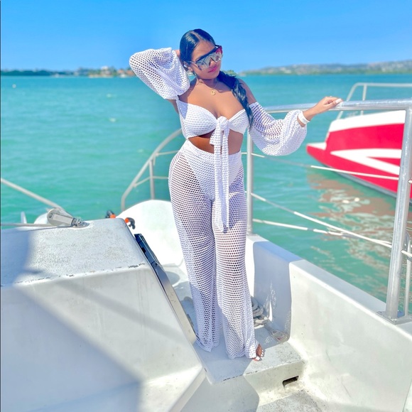 Profile Picture of Lizzy Permaul (@lizzypermaul) on Poshmark