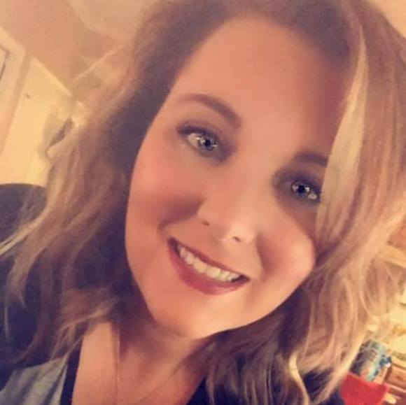 Profile Picture of Cassidy Boothe (@cboothe22) on Poshmark