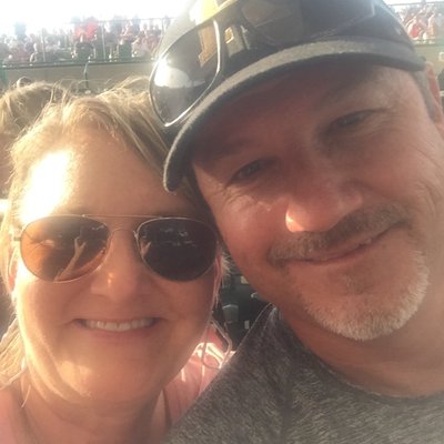 Robin Schiller - Twitter Profile Picture of Robin Schiller (@RobinRobingaye) on Twitter