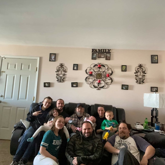 Profile Picture of Richard Abrams (@rabrams336) on Poshmark