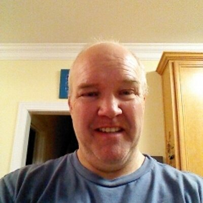 Profile Picture of John Glaveskas (@J_glave) on Twitter