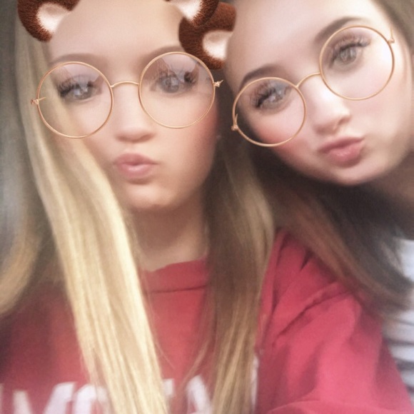 Profile Picture of Kaley Iovinelli (@kaleylivy) on Poshmark