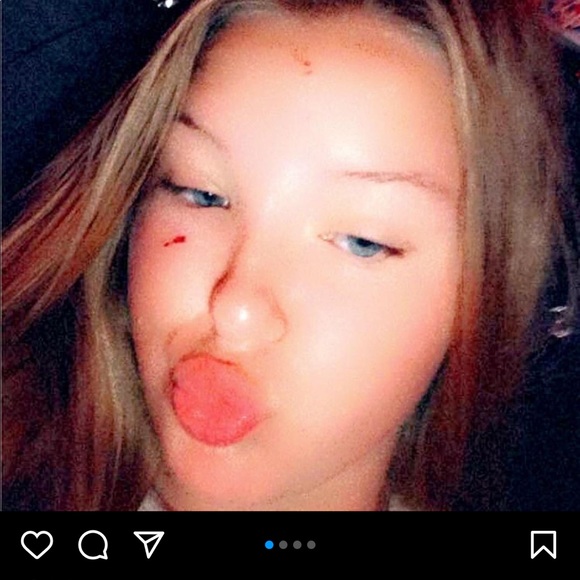 Profile Picture of Riley Hugill (@rileyhugill) on Poshmark