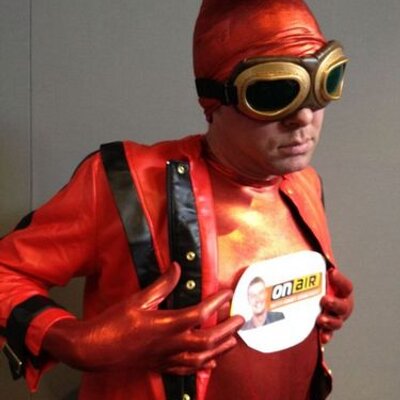 Simon Bingham - Twitter Profile Picture of Simon Bingham (@massivesigh) on Twitter