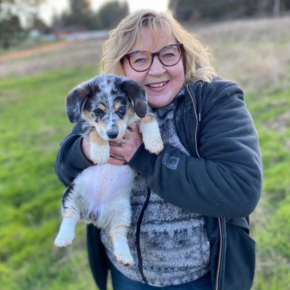 Profile Picture of Robin Schwartz binkerd (@rbinkerd) on Poshmark