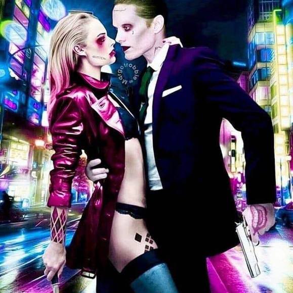 Profile Picture of Christina Vannatter (@christinavannat) on Poshmark