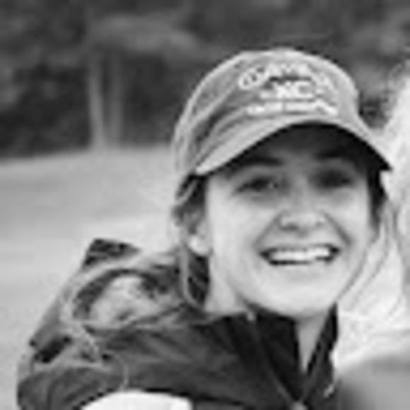 Profile Picture of Addie Cullenberg (@addiecullenberg) on Poshmark