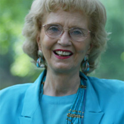 Profile Picture of Dr. Helen Harkness (@CareerDesign) on Twitter