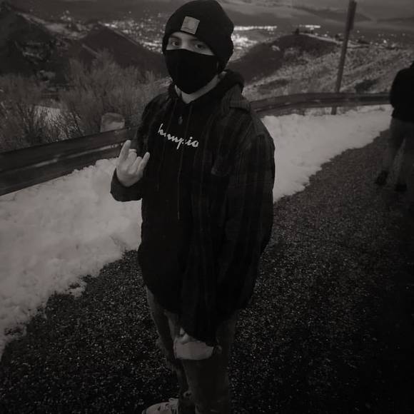 Profile Picture of Miguel Sanchez (@nirs) on Poshmark