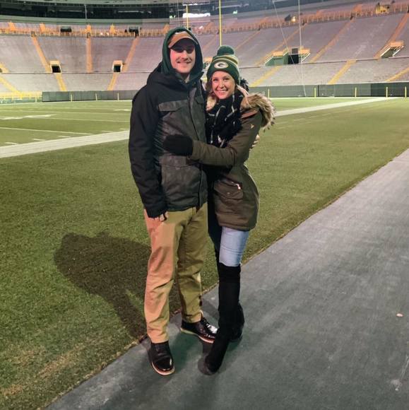 Profile Picture of Brittany Misiak (@brittanymisiak) on Poshmark