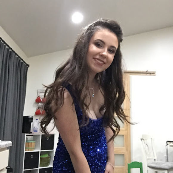 Profile Picture of Megan Cutlip (@meggiepoo707) on Poshmark