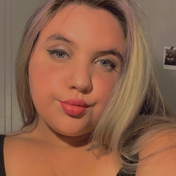 Jenna Crace - Poshmark Profile Picture of Jenna Crace (@jennacrace11) on Poshmark