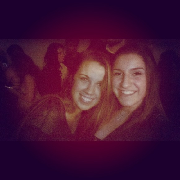 Profile Picture of Jackie Gsell (@applejax123) on Poshmark