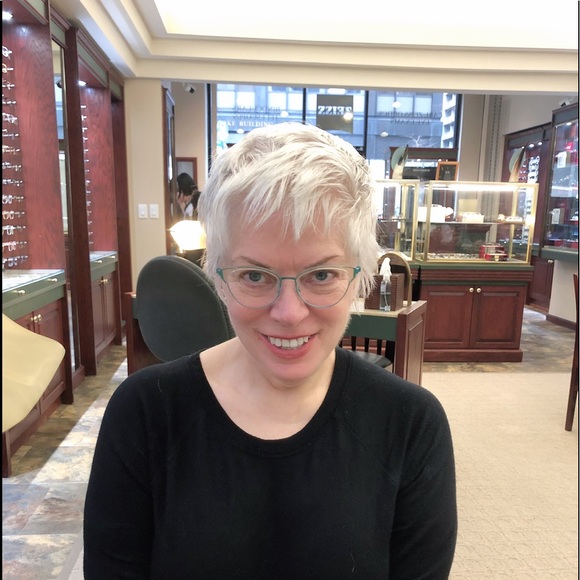 Profile Picture of Susan elizabeth Lazansky (@selazansky) on Poshmark