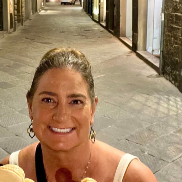 Profile Picture of Michelle Taulman (@taulman2195) on Poshmark