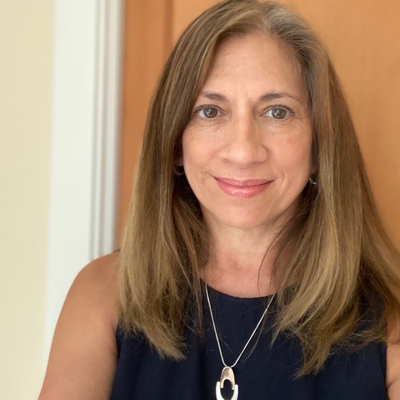 Profile Picture of Jenny Forkenbrock (@jforkenbrock) on Poshmark