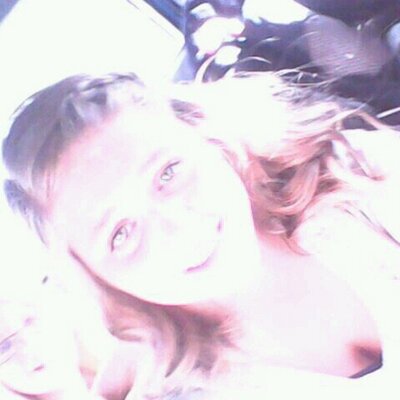 Profile Picture of Miranda Rowe (@mirandakileyy) on Twitter