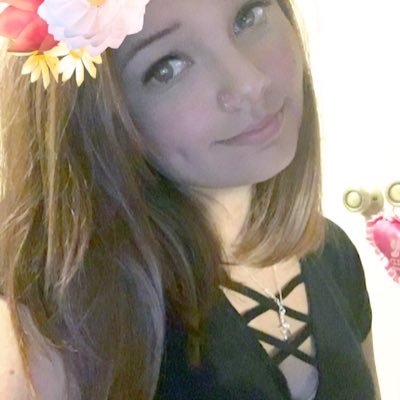 Profile Picture of Emily Kay Keim (@EmileyKayKeim) on Twitter