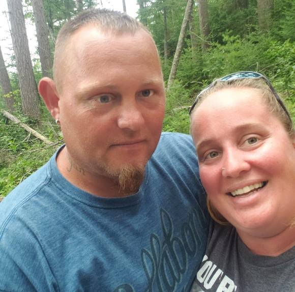 Amanda Genzlinger - Poshmark Profile Picture of Amanda Genzlinger (@ajeg4479) on Poshmark