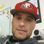 Profile Picture of Dustin Flatt (@bearsoretarted) on Instagram