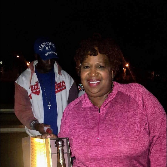 Profile Picture of Bobbette Henderson (@bobbettte) on Poshmark