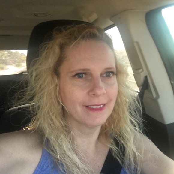 Profile Picture of Christine Stapel (@christineroyal) on Poshmark