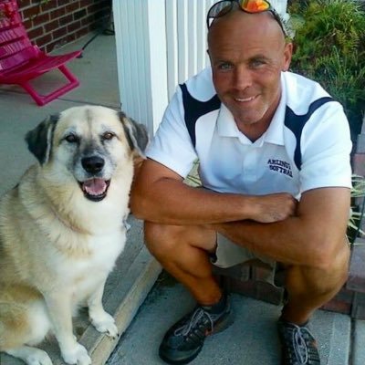 Profile Picture of Jim (@jim1houk) on Twitter