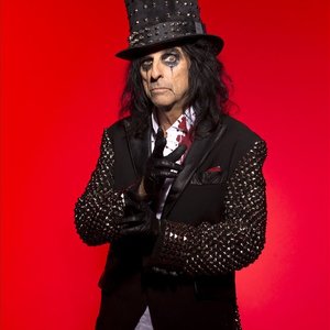 Profile Picture of Alice Cooper (@officialalicecooper) on Myspace