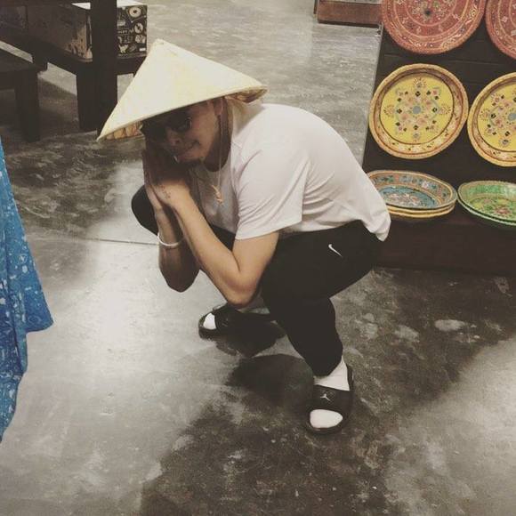 Profile Picture of Michael Erives (@mook_badmon) on Poshmark