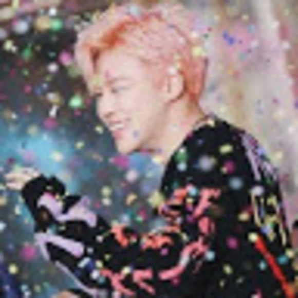 Profile Picture of L Hommertzheim (@lchommertzheim) on Poshmark