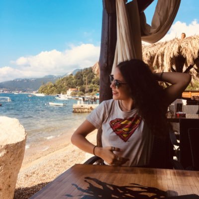 Profile Picture of No Name (@amelia_srn) on Twitter