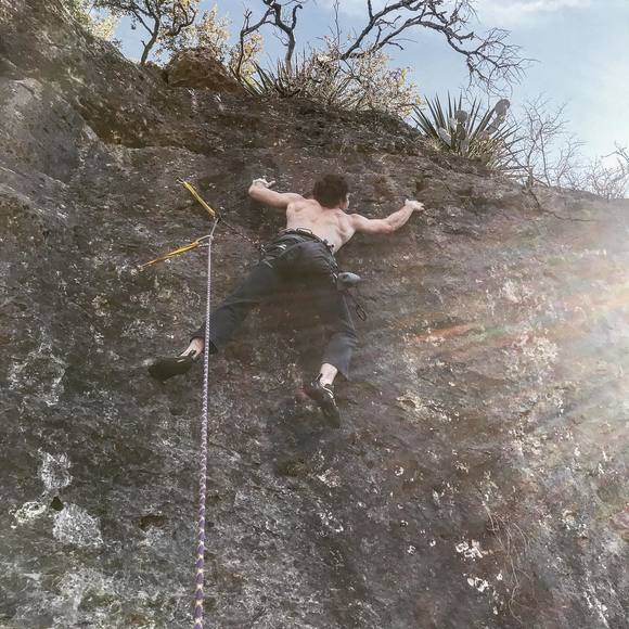 Profile Picture of Elliot Eichelmann (@rushed77) on Poshmark