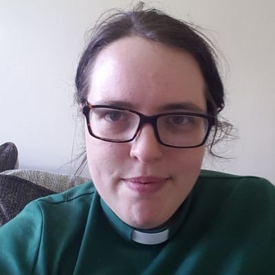 Profile Picture of Rev Stephanie Hunter (@RevStephHunter) on Twitter