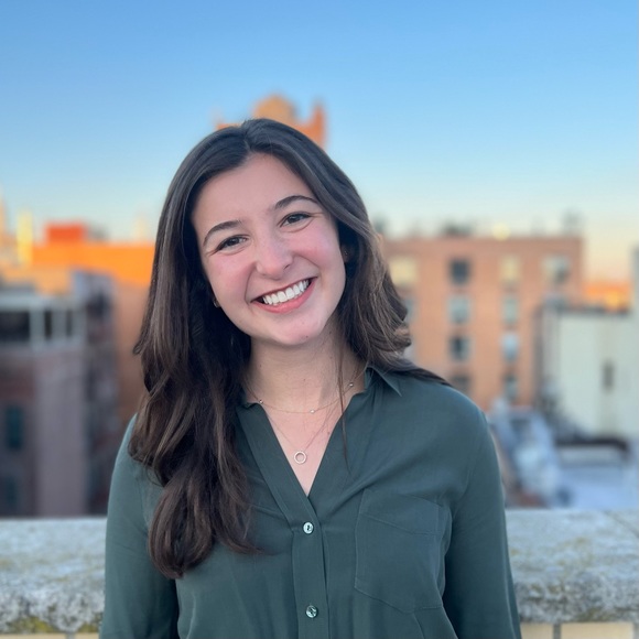Profile Picture of Carly Cohen (@cacohen) on Poshmark