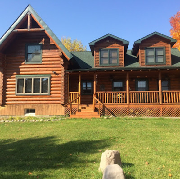 Profile Picture of Tony Pescatore (@phelps1606) on Poshmark