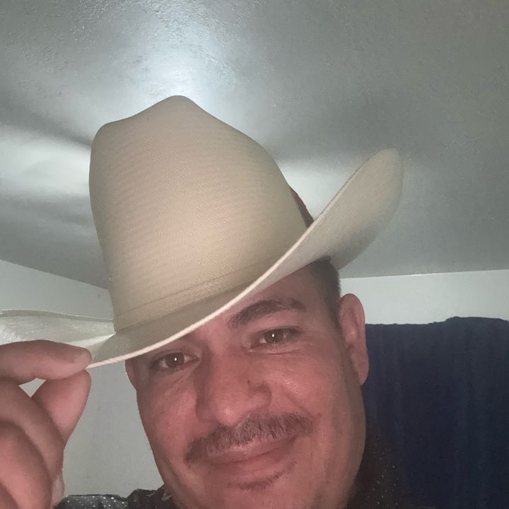 Profile Picture of costantinocarlos7 (@costantinocarlos7) on Tiktok