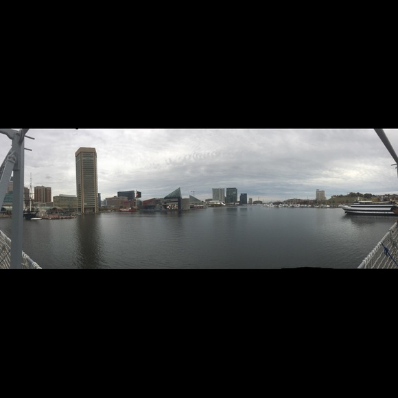 Profile Picture of Catherine Garneau (@cathix_x) on Poshmark