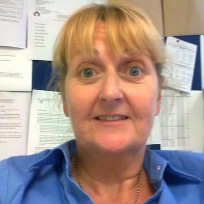 Profile Picture of Carolyn Keating (@mollyjoe19) on Twitter
