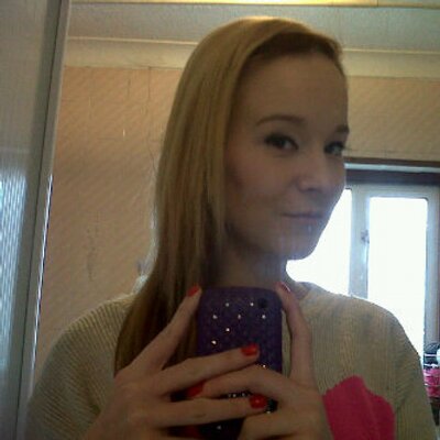 Profile Picture of Vicky Bullock (@vixsterb067) on Twitter