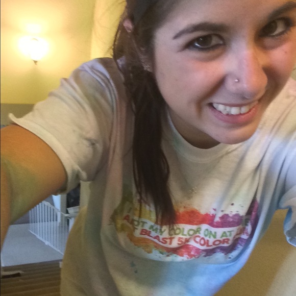 Profile Picture of Amber Blake (@abcheergirl) on Poshmark