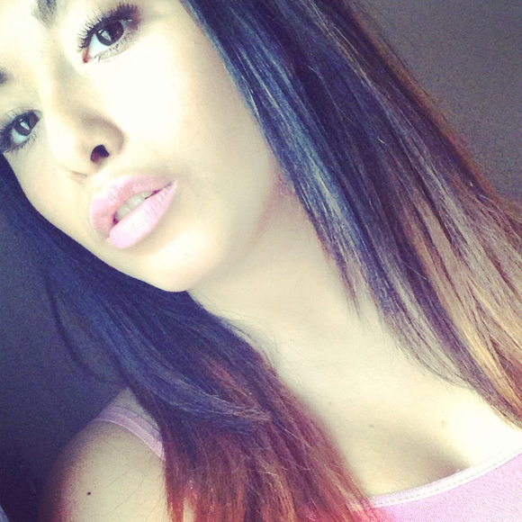 Profile Photo of Maritza Dejesus (@maritza_elena17) on Poshmark