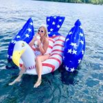 Profile Picture of Lily Schneider (@lilamunga) on Instagram