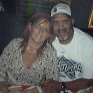 Profile Picture of Hollie Hayes (@hobbie87) on Myspace