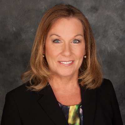 Profile Picture of Julia Cain (@jcainj) on Twitter