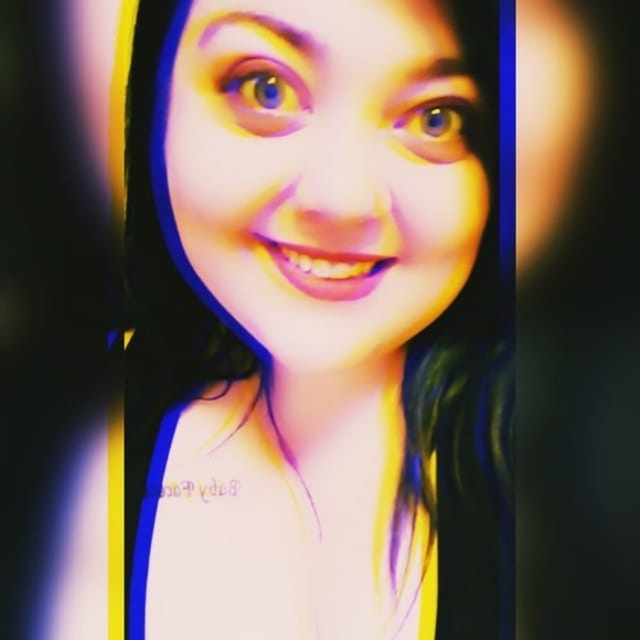 Profile Picture of Stephanie Cayot (@madamgeeker) on Poshmark