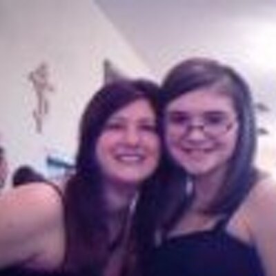 Profile Picture of Kim Wozniak (@MyHealthySkinRF) on Twitter